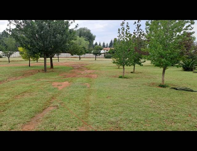 2HA SMALLHOLDING FOR SALE IN VAN DER MERWES KROON
